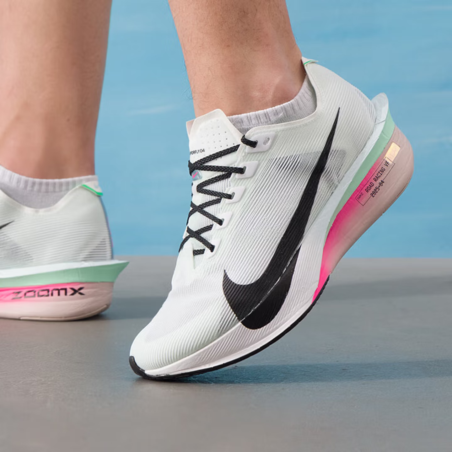NIKE VAPORFLY 4 Men's Running  - Lightweight Road Running Shoes ulasan dan harga